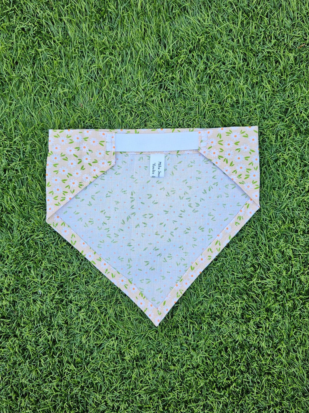 Bandana jaune pâle fleuris