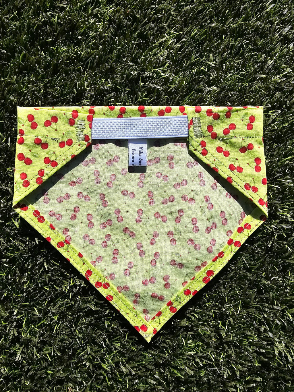 Bandana vert avec cerises