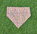 Bandana petites fleurs fond rose - coton