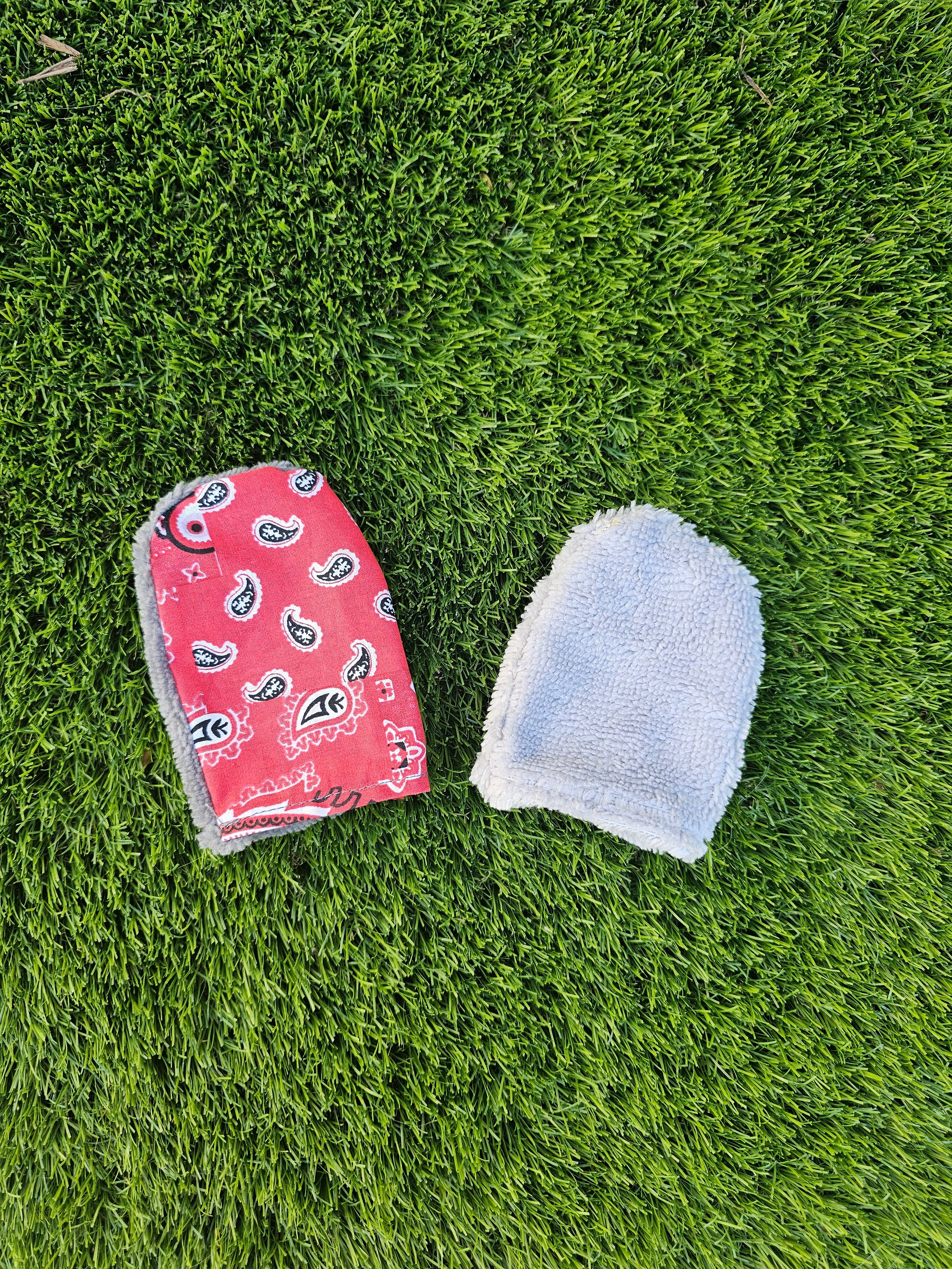 Barbouillettes bandana rouge - gris clair