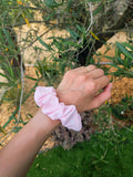 Chouchou rose à pois blancs