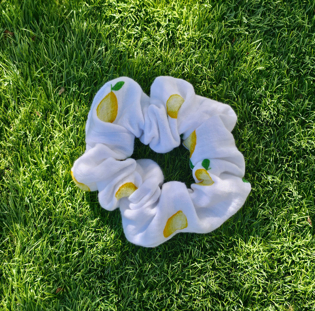 Chouchou blanc avec citrons - gaze de coton