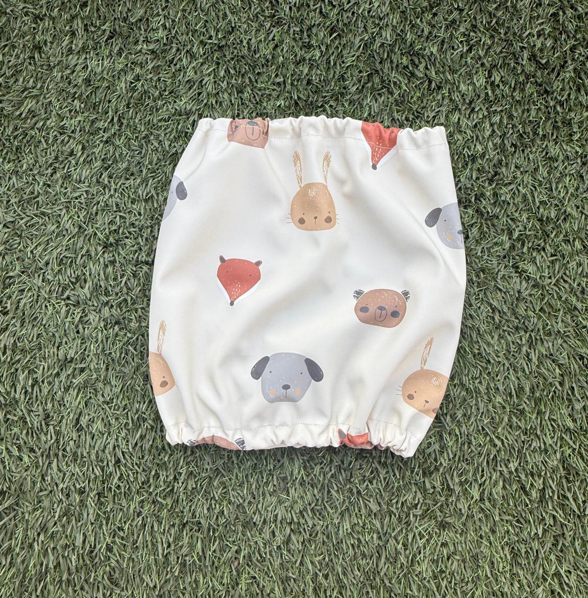 Snood beige avec animaux - imperméable