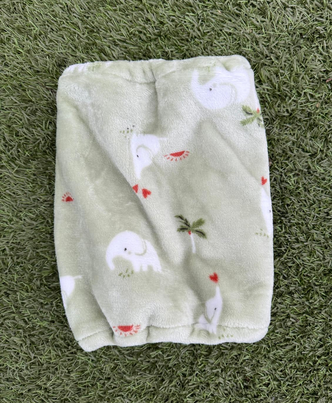 Snood vert clair avec petits éléphants - polaire